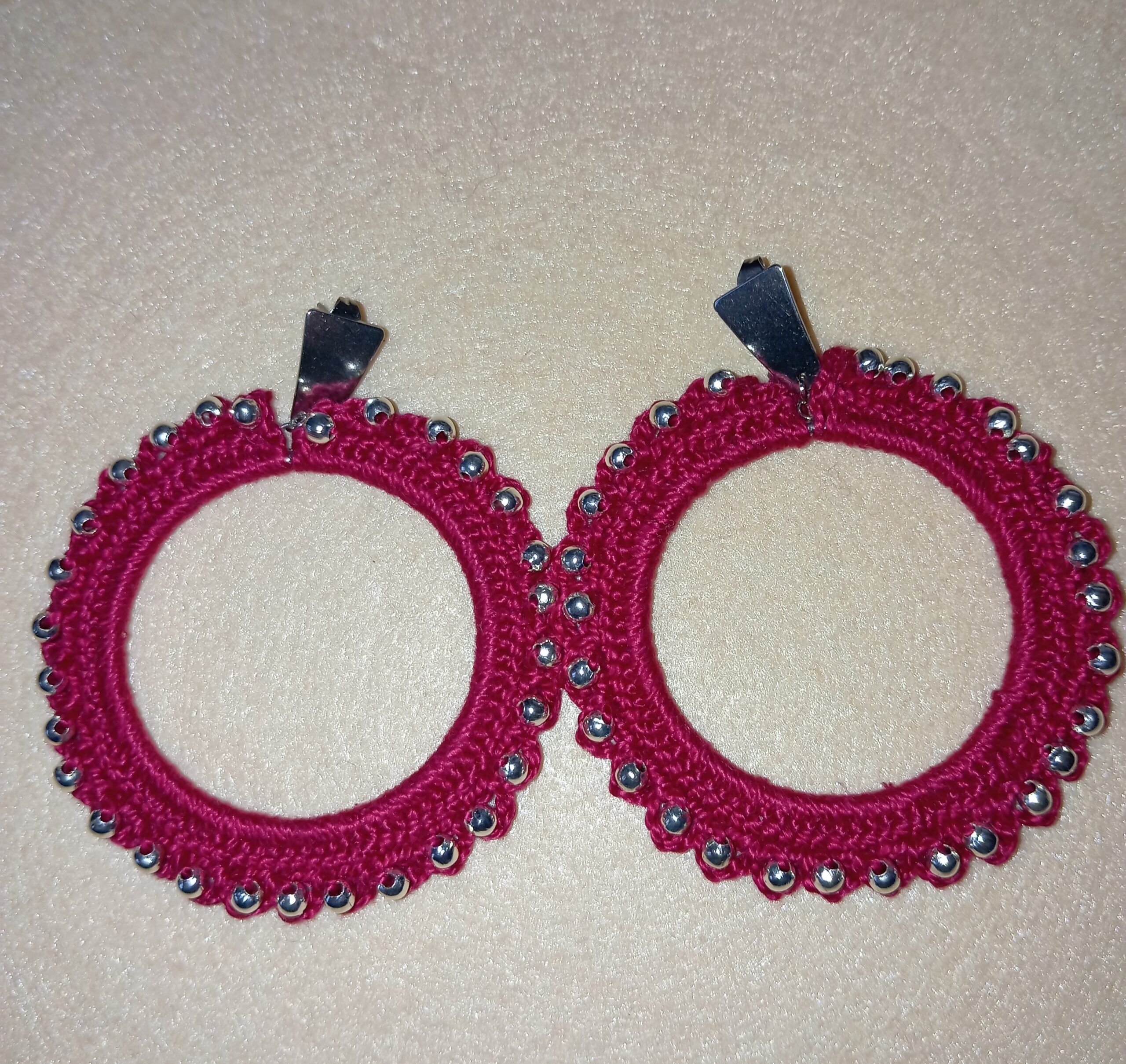 Pendientes aros muy grandes