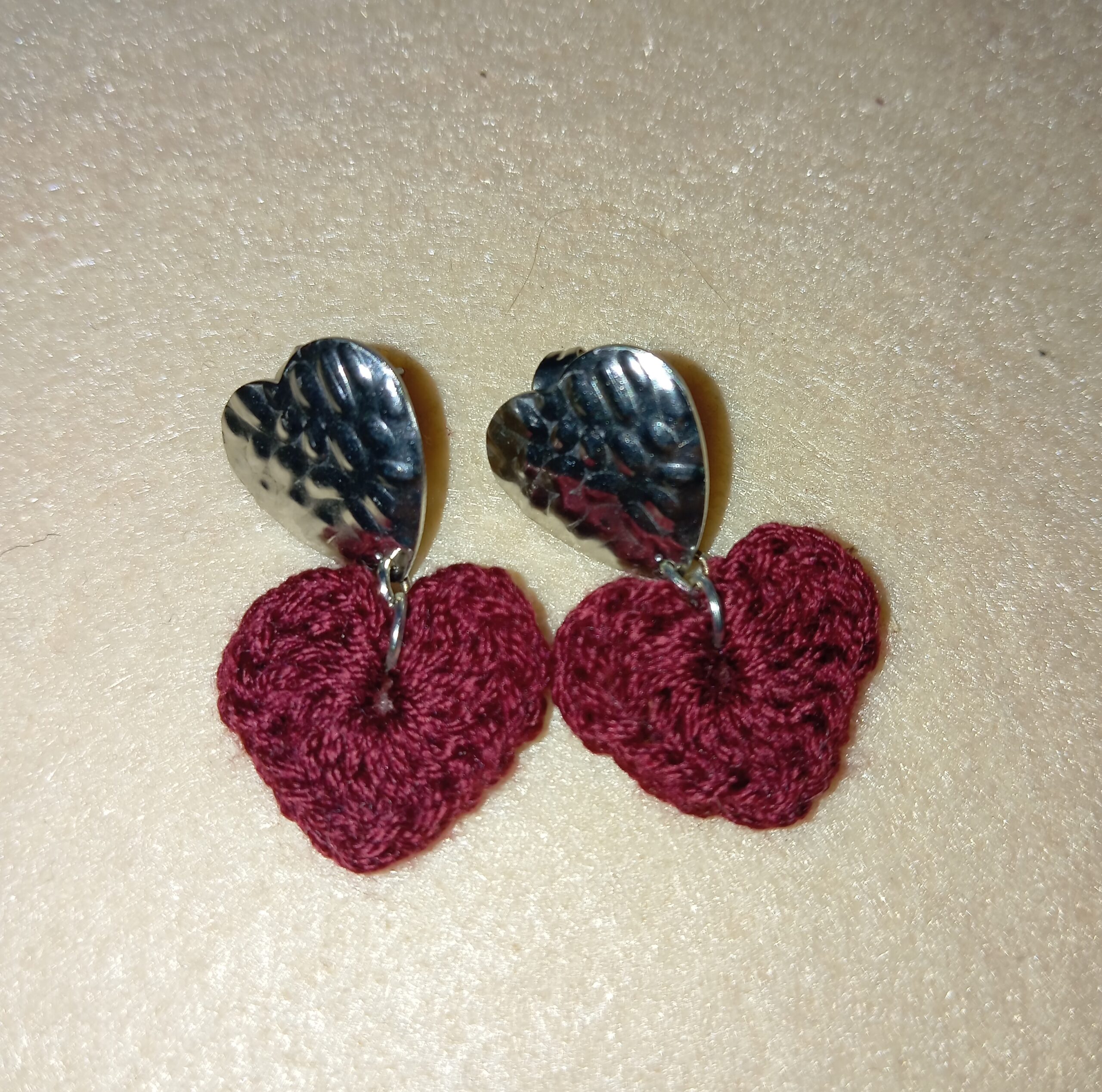 Pendientes pequeños de corazón