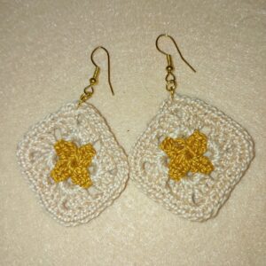Pendientes de granny squares