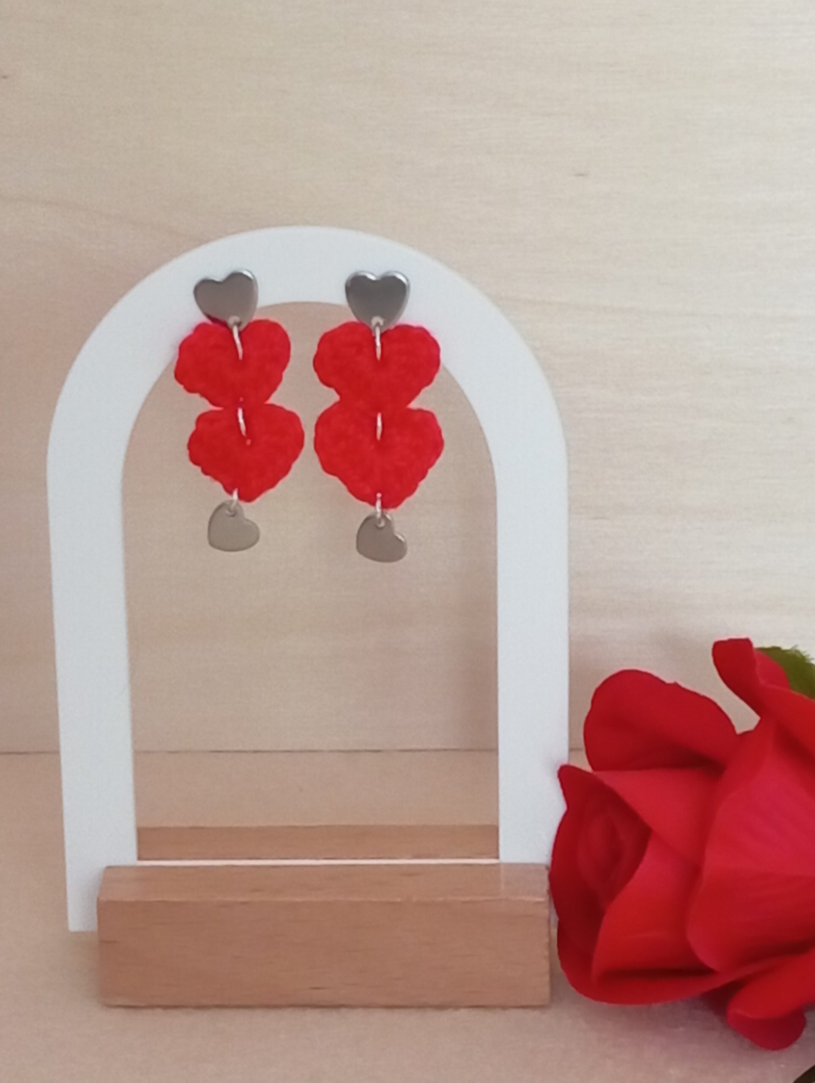Pendientes de dos corazones 馃┑馃┓鉂わ笍 - Imagen 3